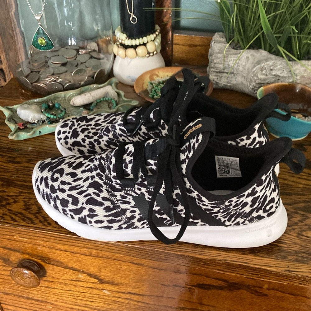 Adidas Womens sneaker. Black and White animal print. Size 7.5